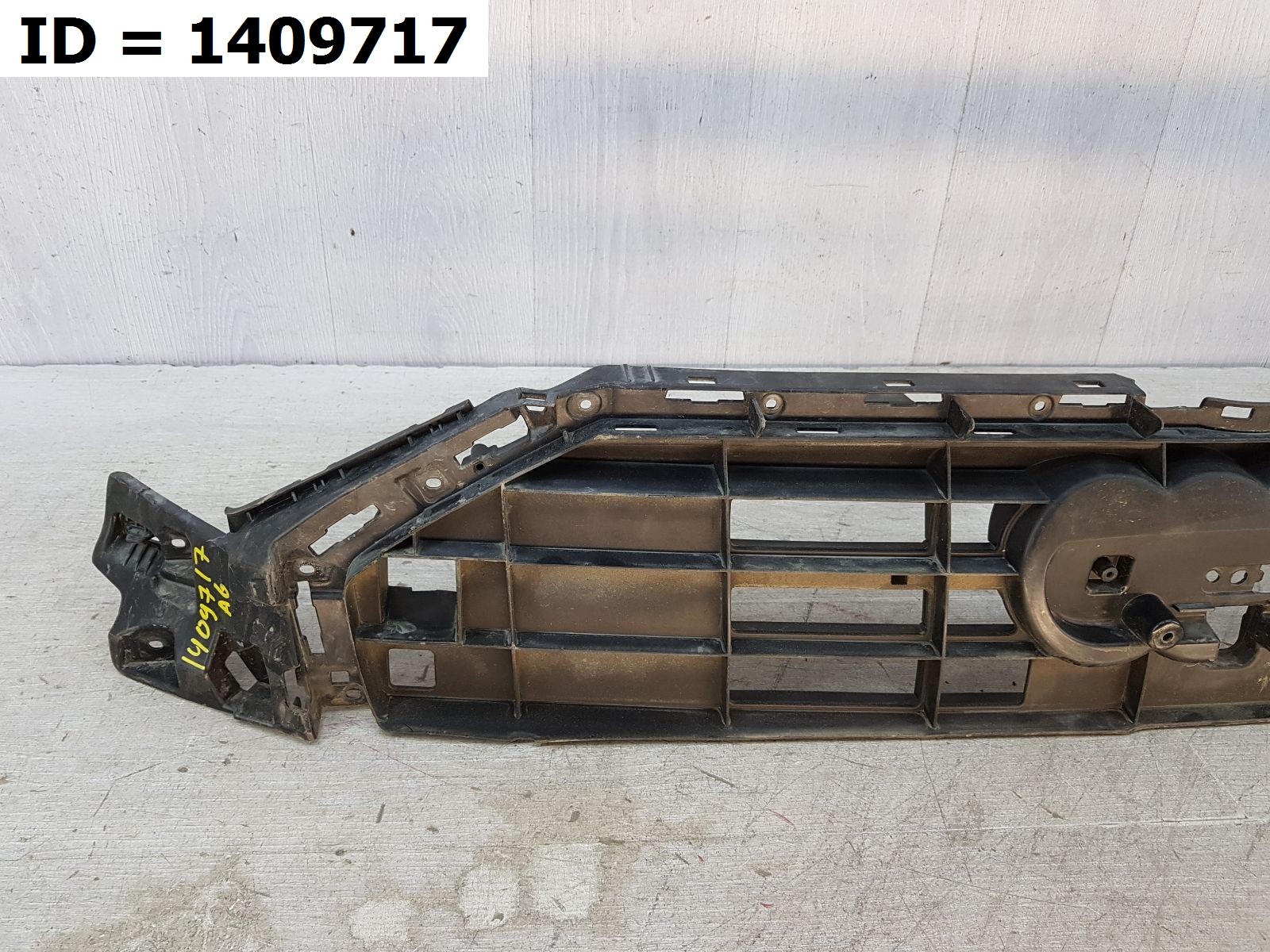 Каркас решетки радиатора  Audi A6 V (C8) (2018) Седан