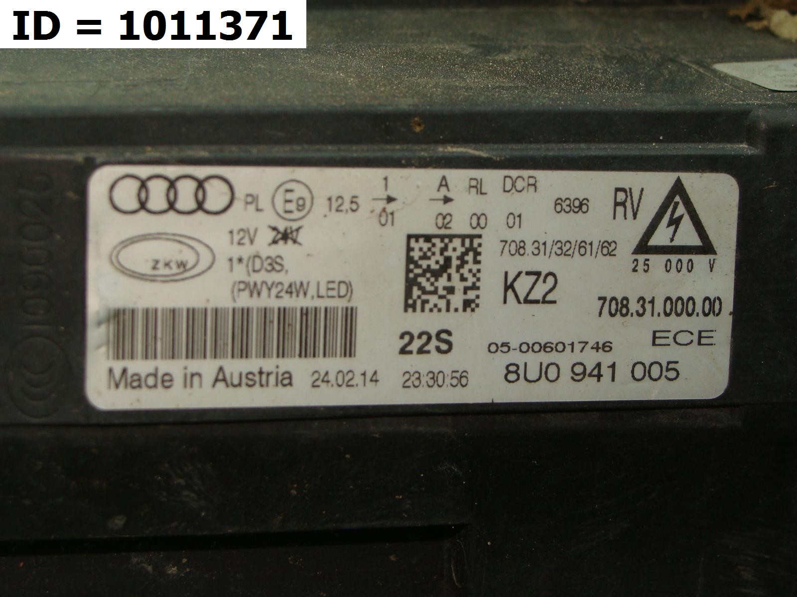 Фара левая  Audi Q3 I (2011-2014) 5 дв.