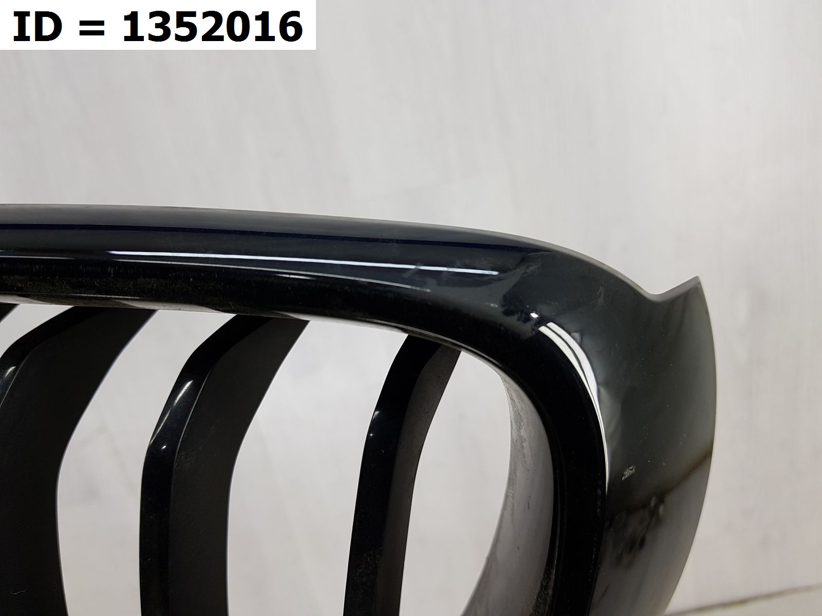 Решетка радиатора левая  BMW 3-er VI (F34) Рест. (2015) Лифтбек