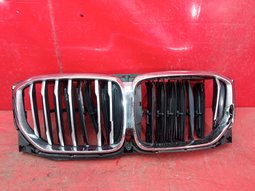 Жалюзи радиатора на BMW X5 2018-. Б/У. Оригинал