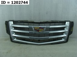 Решетка радиатора  на Cadillac Escalade IV (2014) 5 дв.. Б/У. Оригинал