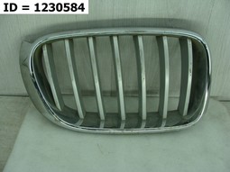 Решетка радиатора левая  на BMW X4 I (F26) (2014-2018) 5 дв.. Б/У. Оригинал