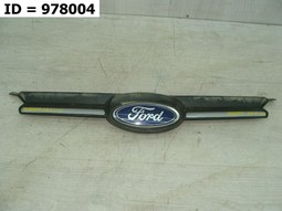 Решетка радиатора  Ford Focus III (2011-2015) х/б 5 дв.