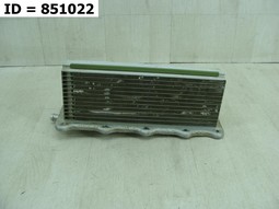 Радиатор интеркулера  на Volkswagen Golf VII (2012-2017) х/б 5 дв.. Б/У. Оригинал