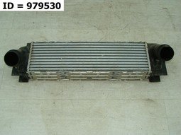 Радиатор интеркулера  на BMW X4 I (F26) (2014-2018) 5 дв.. Б/У. Оригинал