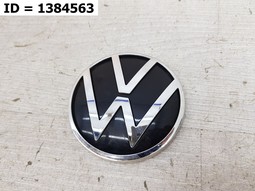 эмблема на Volkswagen Passat 2019-2021. Б/У. Оригинал