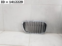 Решетка радиатора правая  на BMW 7-er VI (G11/G12) (2015) Седан. Б/У. Оригинал