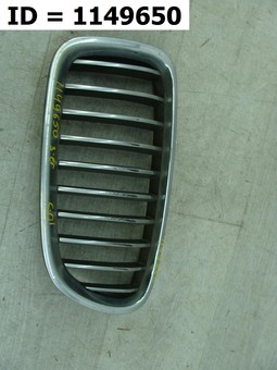 Решетка радиатора левая  BMW 5-er VI (F10) Рест. (2013-2017) Седан