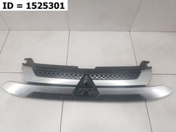 Решетка радиатора  Mitsubishi Outlander III Рест. 3 (2018) 5 дв.