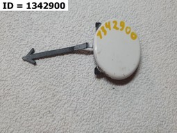 Заглушка буксировочного крюка заднего бампера  на Peugeot Partner II Рест. (2012-2015). Б/У. Оригинал